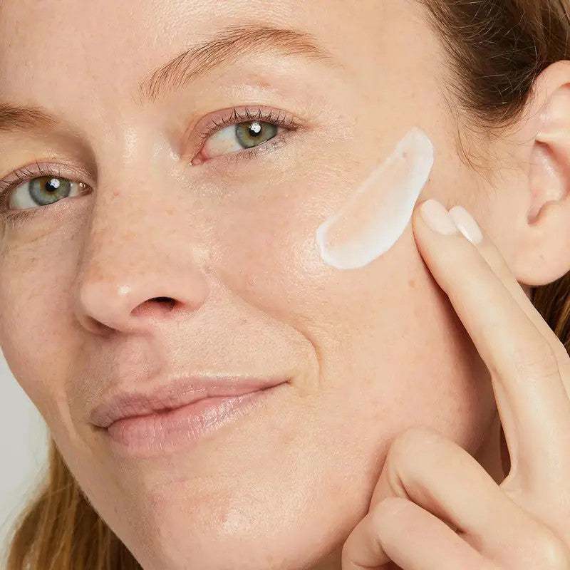 No7 Late frost Series -Moisturizer with -Moisturizes & Suitable for All Light BeigeTypes (1.69fl.oz)